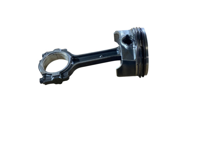  Поршень с шатуном  12656874, 12714549  Chevrolet Camaro  