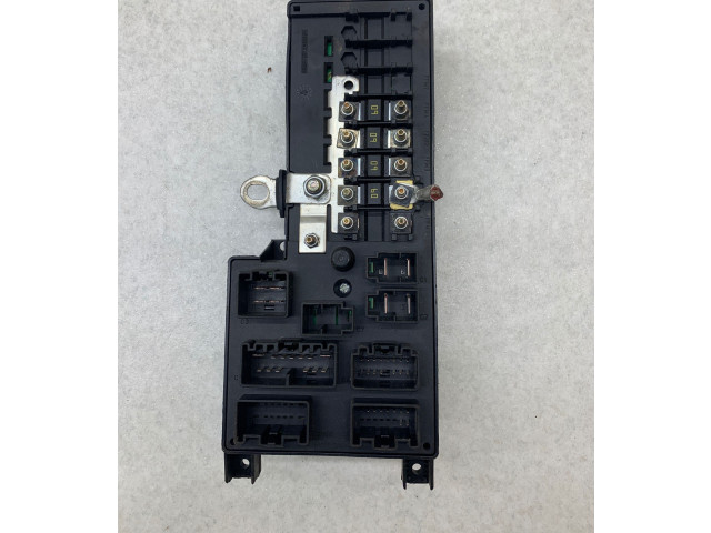 Блок предохранителей    8678449, 518829007   Volvo V70
