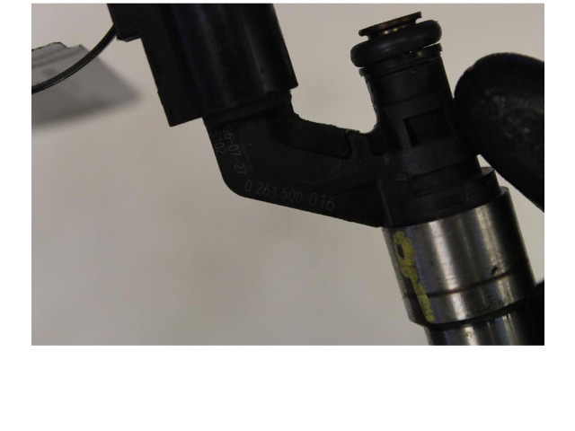 Vstřikovač 0280155731, 030906031E Audi A3 S3 8P pro benzínový motor 1.2 0910