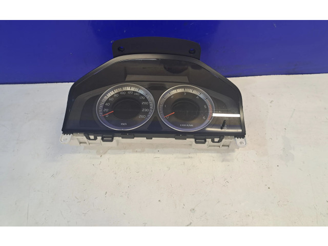 Панель приборов 31343325   Volvo S80       