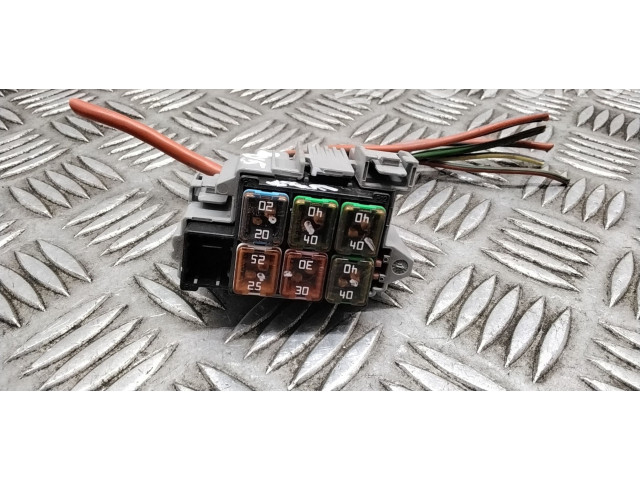 Блок предохранителей Volvo V70 D4204T5