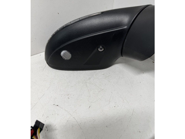 Zpětné zrcátko Volkswagen Touareg II 2014 7P6857502HH