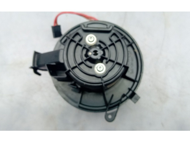 Вентилятор печки    V7825001   Mercedes-Benz E W212