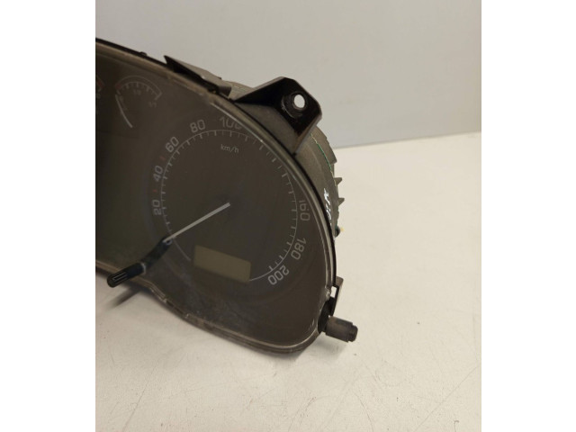 Панель приборов 1U0920801E Skoda Octavia Mk1 (1U)