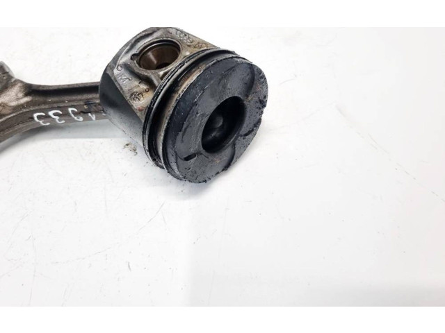 Поршень с шатуном Audi A6 S6 C5 4B