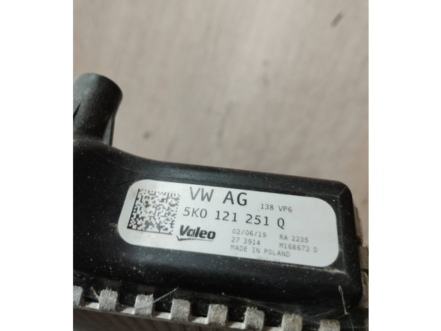 Руль Volkswagen Caddy  2015 - 2020 года 5K0121251Q      