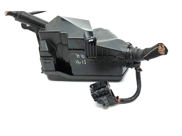 Pojistková skříňka 8262033130 Toyota RAV 4 (XA50) 2019