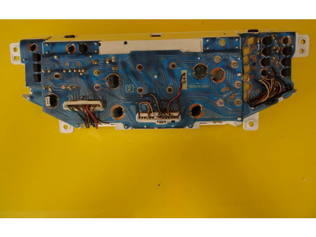 Панель приборов 769216250, 769914990 Mazda 323 F