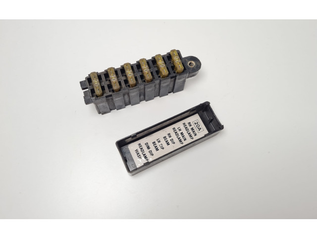 Блок предохранителей    Rolls-Royce  Silver Spur  1980 - 1998 года