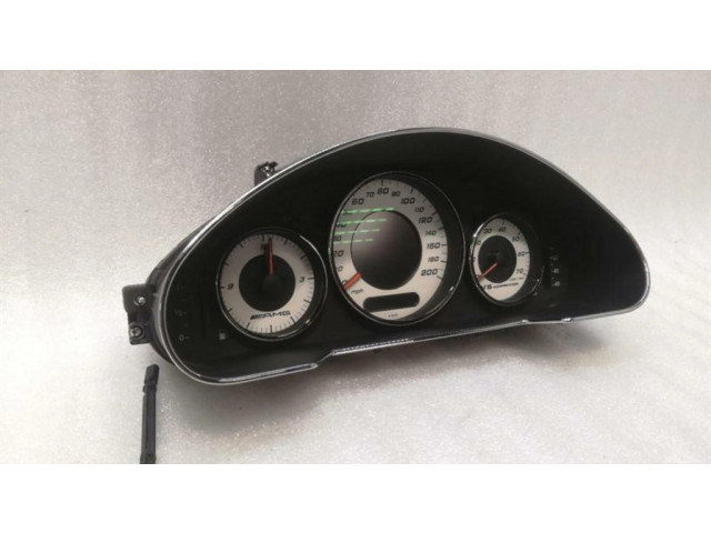 Přístrojová deska Mercedes-Benz CLS AMG C219 2005 A2195405111