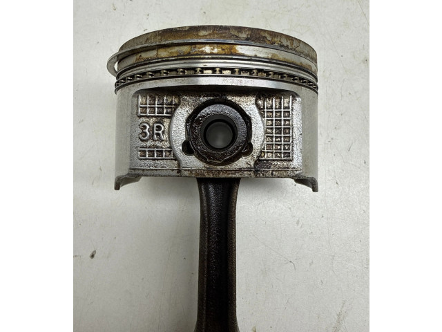 Поршень с шатуном 3UZ 131015009001 Lexus LS UCF30