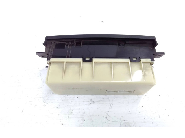 Блок управления климат-контролем Mazda Premacy