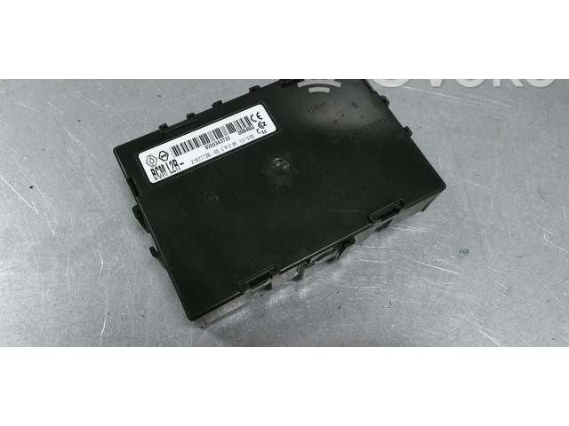 Pojistková skříňka Řídící jednotka BSM 8200343732 Renault Clio III 2006