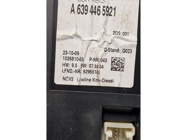 Přístrojová deska Mercedes-Benz Vito Viano W639 2007 A6394465921, 92965145