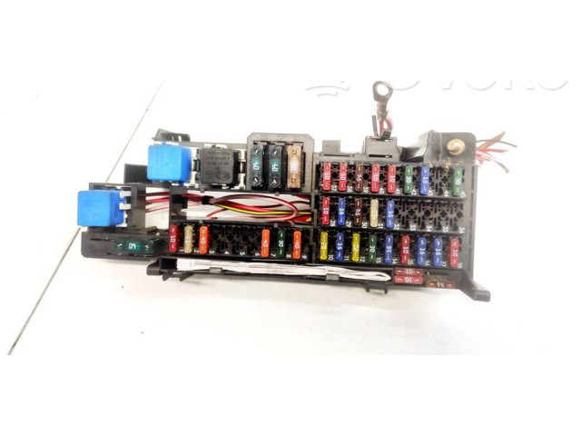 Блок предохранителей  A1685462143   Mercedes-Benz A W168    