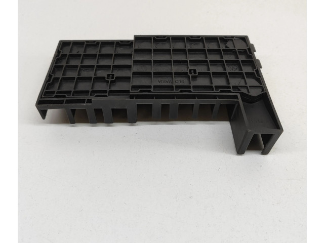 Pojistková skříňka 7LA937550A Volkswagen Transporter - Caravelle T6 2021