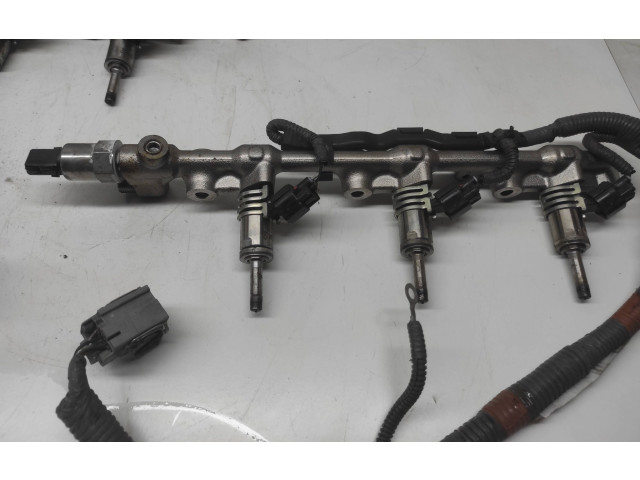 Vstřikovací lišta 8212730050, 123456789012 Lexus GS 250 350 300H 450H