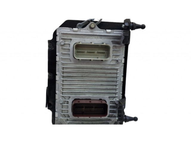 Řídící jednotka P68086287AE, 05192356AJ Fiat 500E 2015