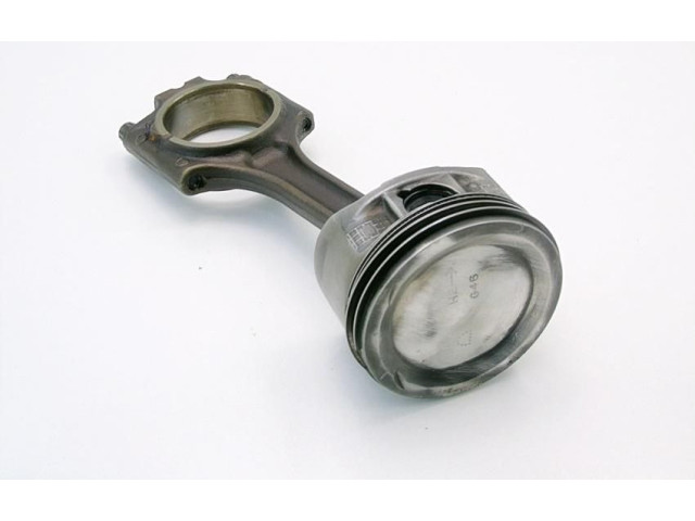 Поршень с шатуном       Volvo XC90  2014 -  года   