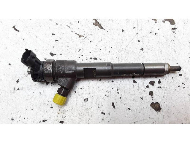 Форсунка 0445110652    Dacia Sandero для дизельного двигателя  1.5