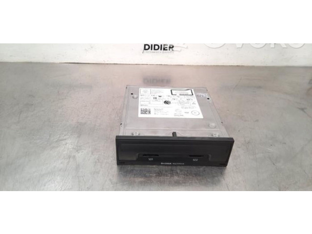 Радио/ проигрыватель CD/DVD / навигация 5Q0035864A, SKZAZ2R8814006 Skoda Fabia Mk3 (NJ)