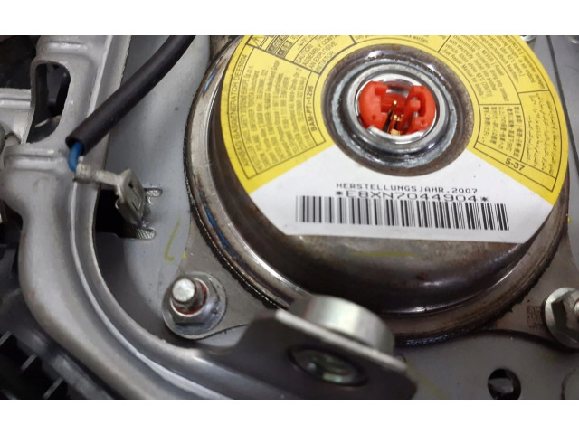 Подушка безопасности водителя Peugeot 107