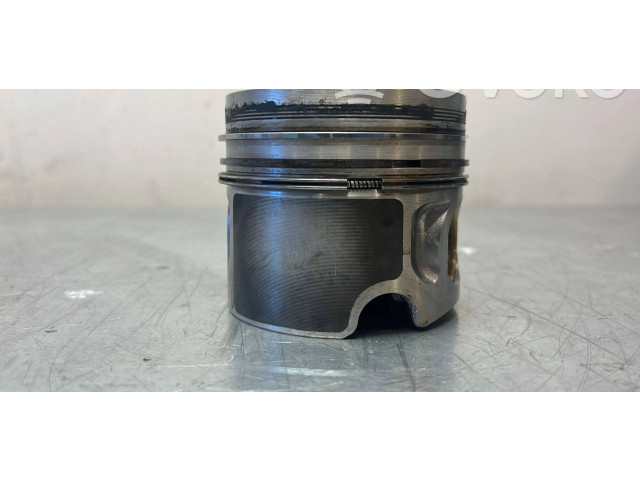 Поршень 038107065CJ, 038107065EM Volkswagen Golf IV