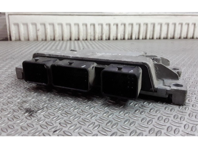 Řídící jednotka 8201076738 Renault Twingo II 2013