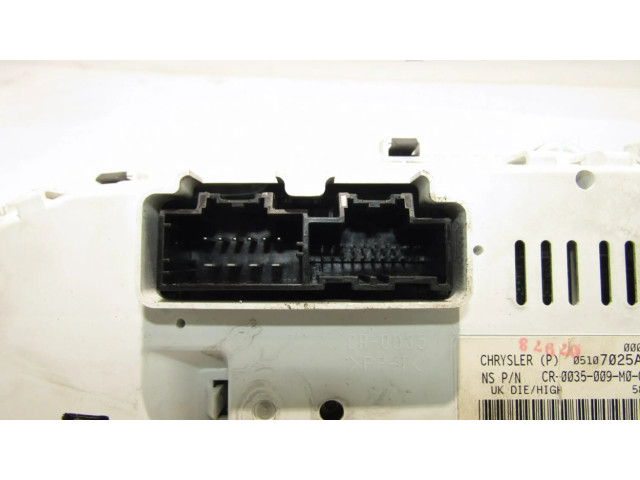 Панель приборов 05107025AE   Jeep Patriot       