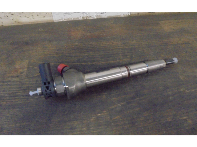 Vstřikovač 04L130277AC, 0445110469 Skoda Octavia Mk3 (5E) CRMB