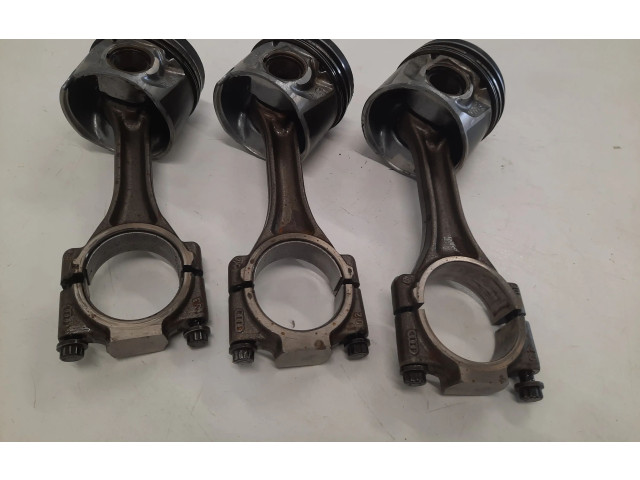 Поршень Volkswagen Golf IV