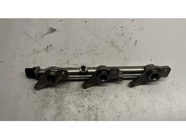 Vstřikovací lišta A2760780245 Mercedes-Benz ML W166 pro benzínový motor 3.5 M 276.955