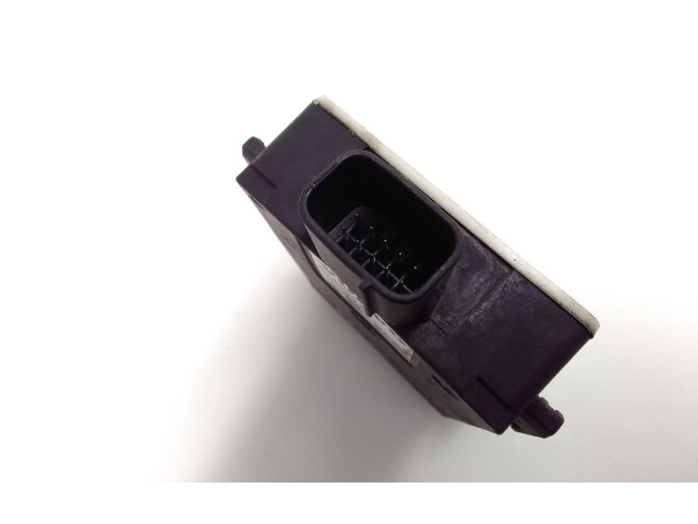 Модуль управления слепым пятном 31499939   Volvo XC90       