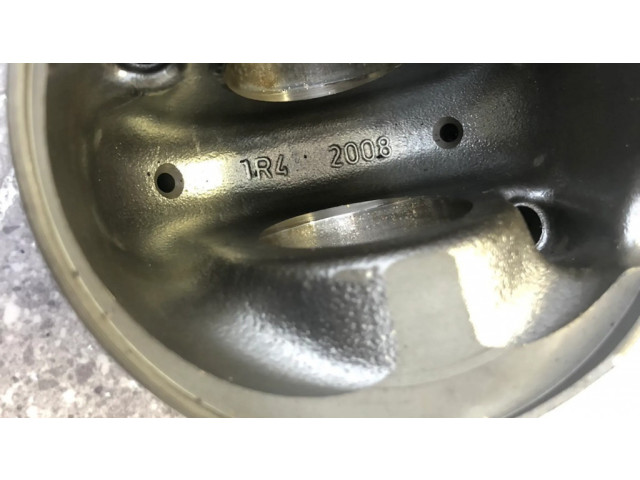 Píst 084088 BMW 5 E60 E61 pro naftový motor 0.0