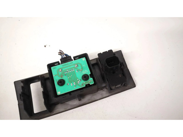 Блок управления климат-контролем 0uf25trmaa, 162650d   Chrysler Pacifica