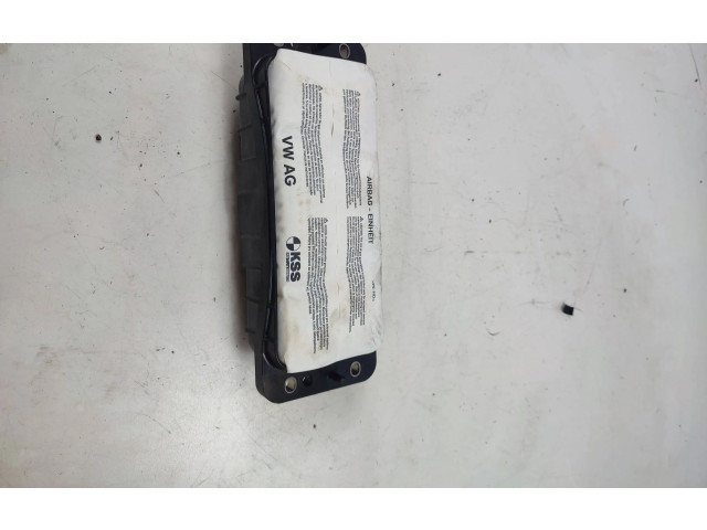 Подушка безопасности пассажира 8V0880204E, 40372572222 Skoda Octavia Mk3 (5E)