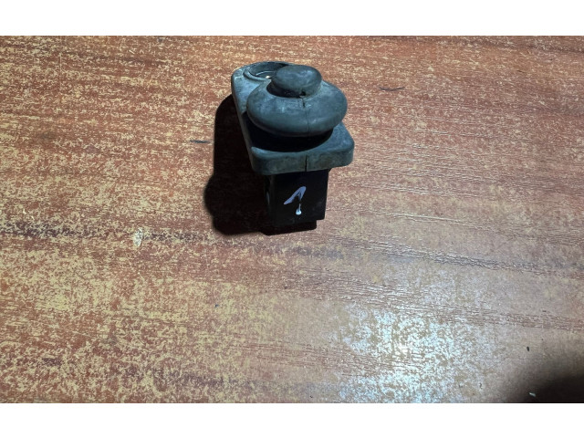 Передний датчик открытия / закрытия двери (крыло) 935603B100 KIA Pro Cee'd I