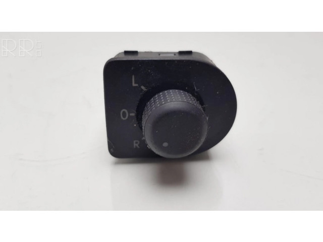 Включатель зеркал