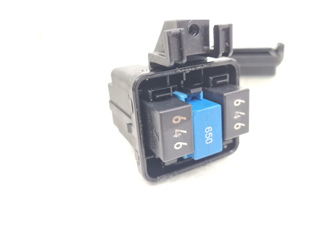 Блок предохранителей 8X0937124, 4H0951253C Audi A1