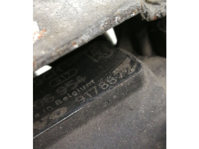 Моторчик стеклоочистителя 0390206954, 9178872    Volvo S70  V70  V70 XC