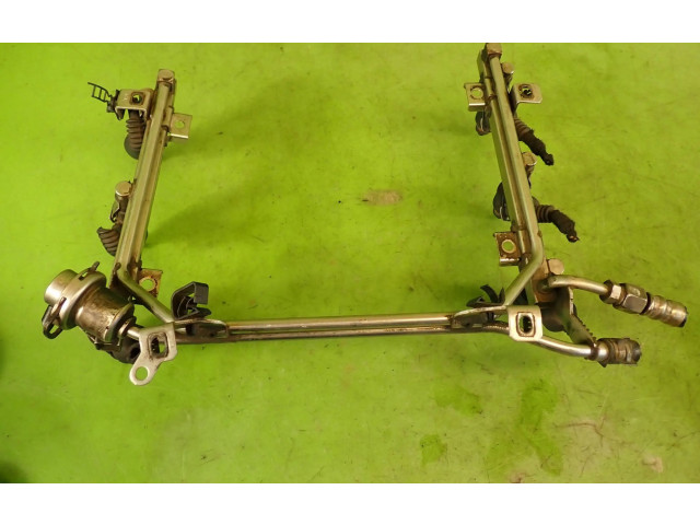 Топливная рампа Audi A6 S6 C5 4B