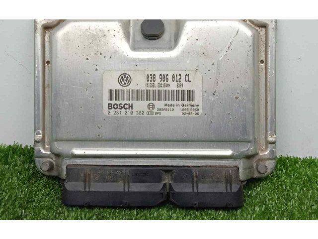 Блок управления BOSCH   Skoda Octavia Mk1 (1U)