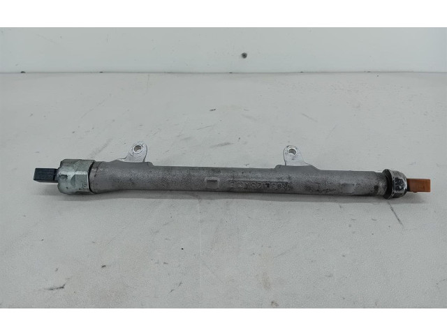 Топливная рампа Volkswagen Golf VI для двигателя CAYC