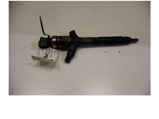 Vstřikovač 2367029035 Toyota RAV 4 (XA20) 1CD FTV