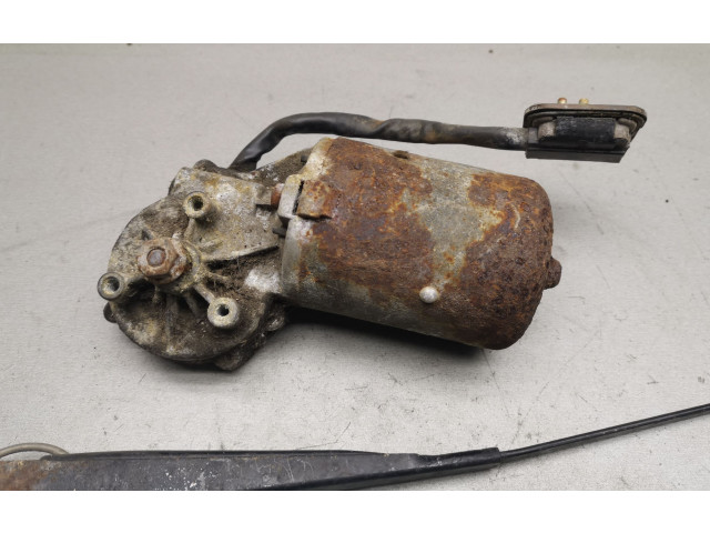 Двигатель стеклоочистителей       Mercedes-Benz W123  1976 - 1985 года   