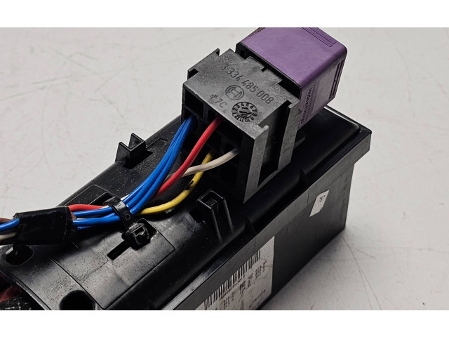   Pojistková skříňka 2K6970, 3334485008   Volkswagen Caddy 2012