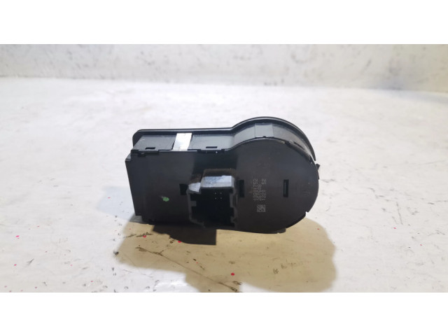 Включатель фонарей