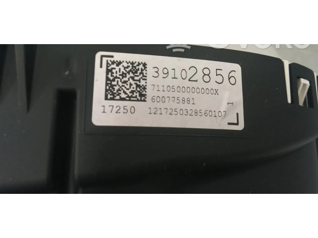 Панель приборов 39102856, 39085725 Vauxhall Astra K