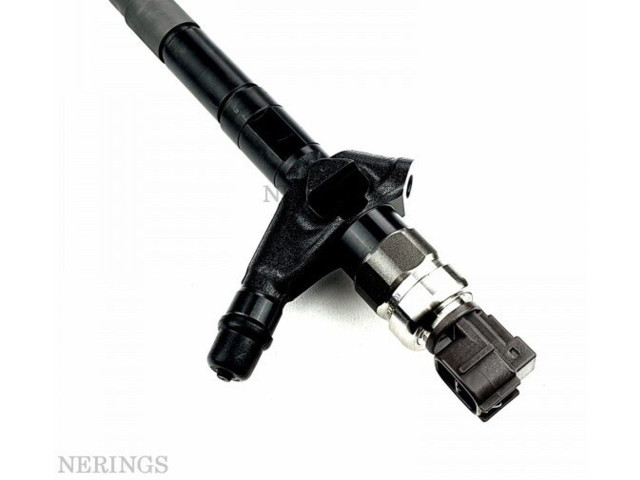 Vstřikovač 16600-EB300, DCRI105180 Nissan Almera Tino