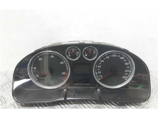 Přístrojová deska  Volkswagen Passat Alltrack 2004 3B0920829A, 3B0920829A  